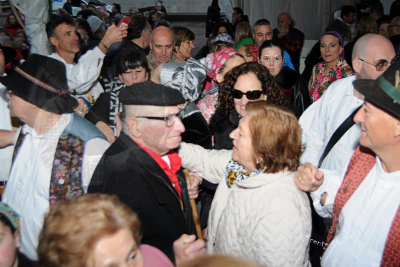 plaza-jose-miguel-gerra-tanos_203