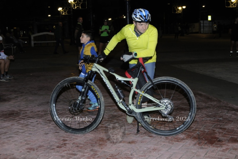 adamo-night_121