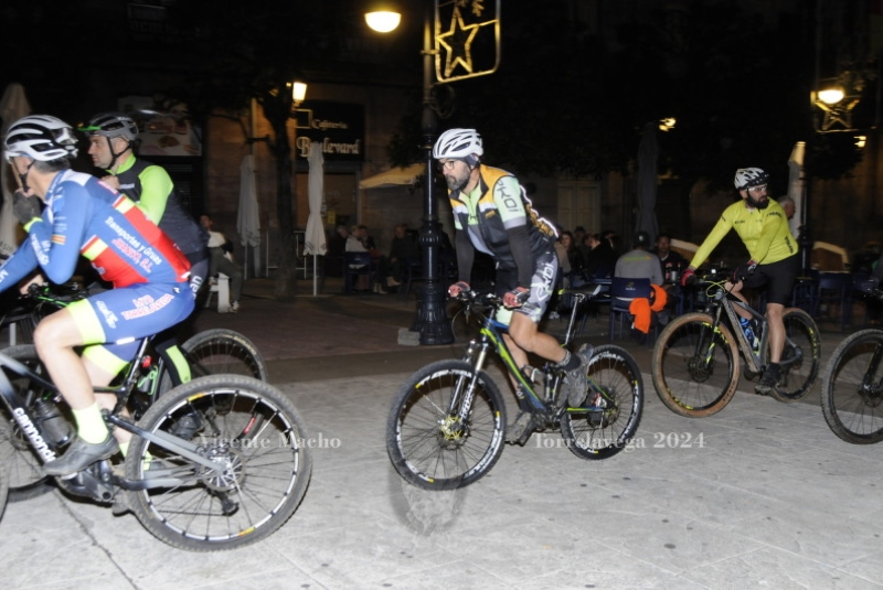 adamo-night_157