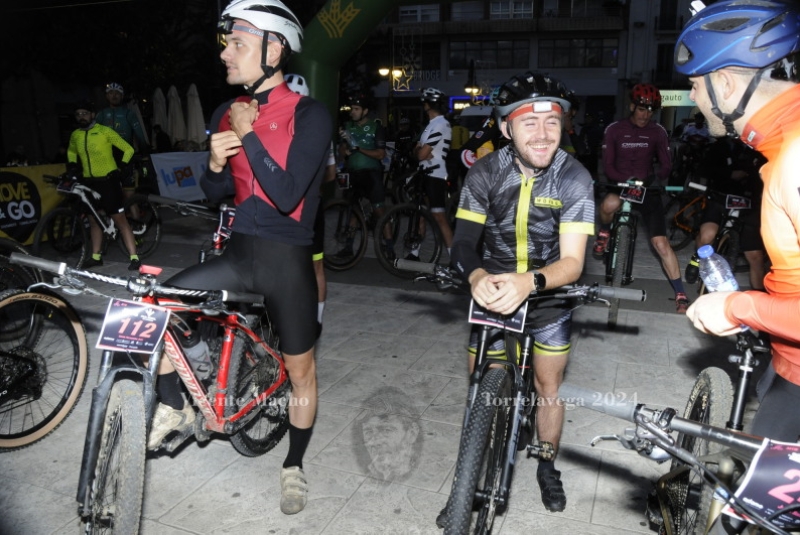 adamo-night_349