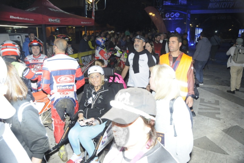 adamo-night_576