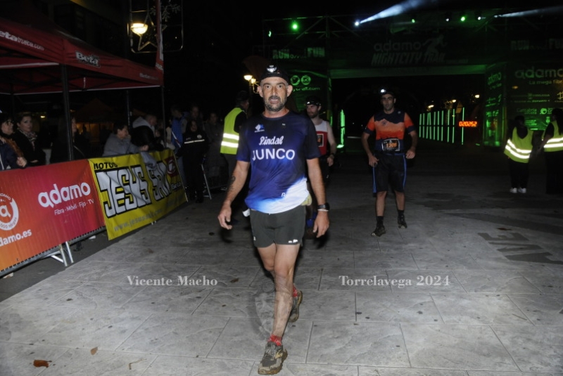 adamo-night_649