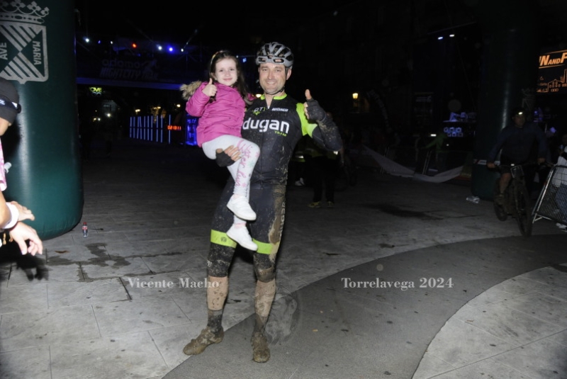 adamo-night_692
